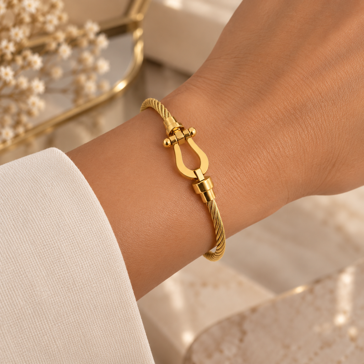 Bracelet Câble Torsadé Fermoir Fer à Cheval