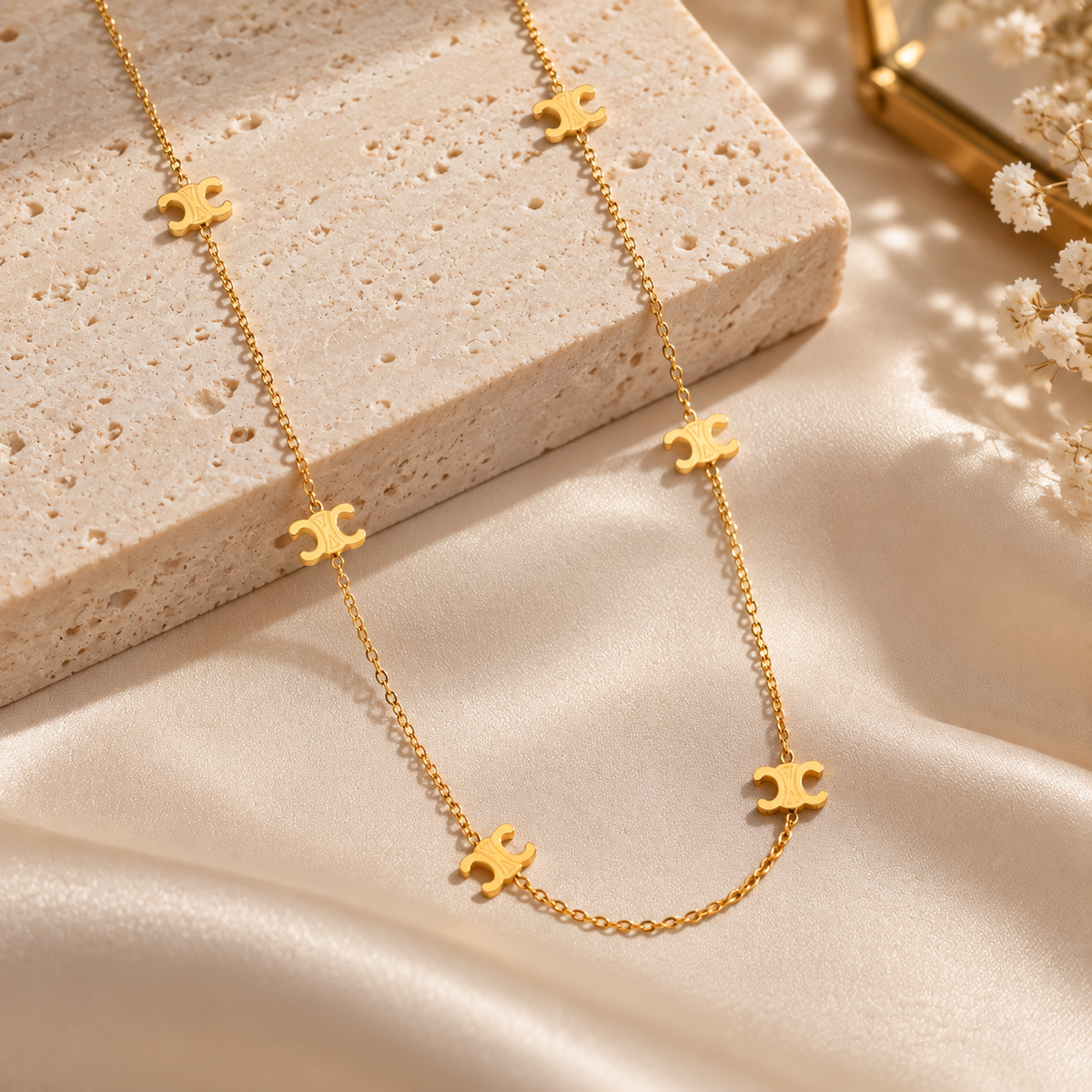 Collier Chaîne Fine Charms Dorés