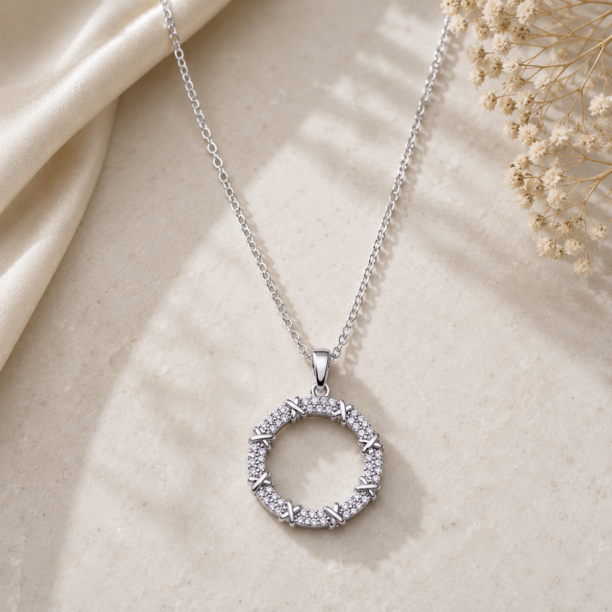 Collier Eternelle